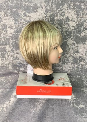 Парик с эффектом отросших корней (вид сбоку)